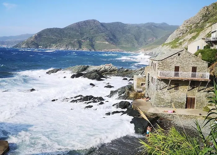Waterfront Authentic Corsican House *