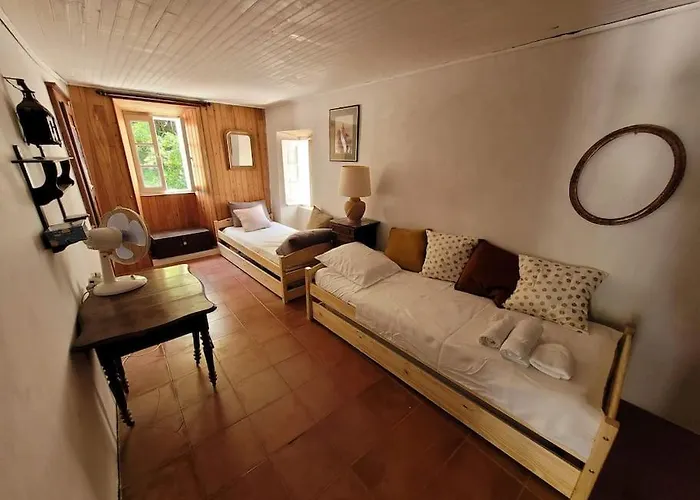 Waterfront Authentic Corsican House * Pino