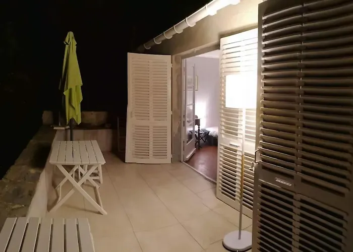 Waterfront Authentic Corsican House Casa vacanze Pino